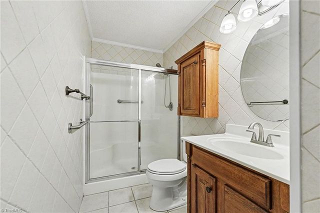 1514 Pepperidge Road, Asheboro, NC 27205