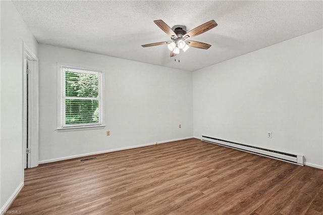 1514 Pepperidge Road, Asheboro, NC 27205