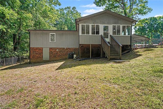 1514 Pepperidge Road, Asheboro, NC 27205