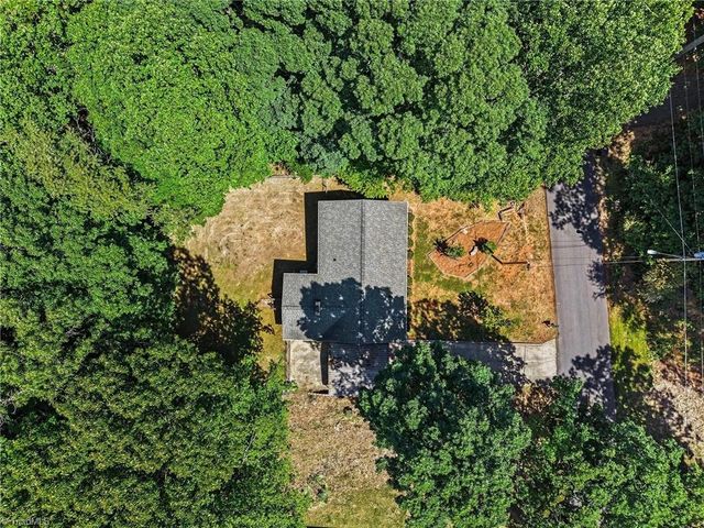 1514 Pepperidge Road, Asheboro, NC 27205