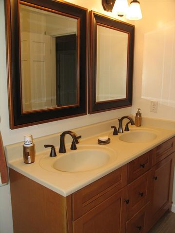 5 Dana Cir, Milford, MA 01757