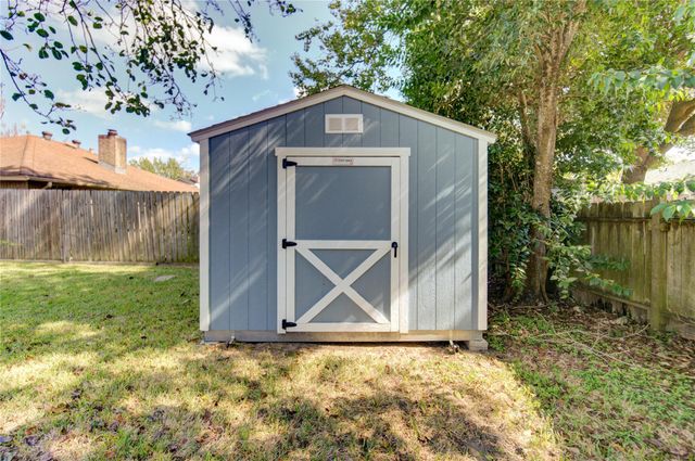 8514 Ashwyne Lane, La Porte, TX 77571