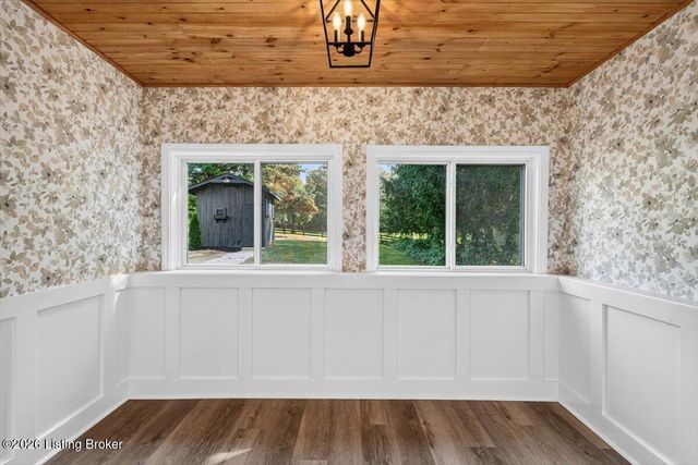 4105 Chenoweth Run Rd, Louisville, KY 40299