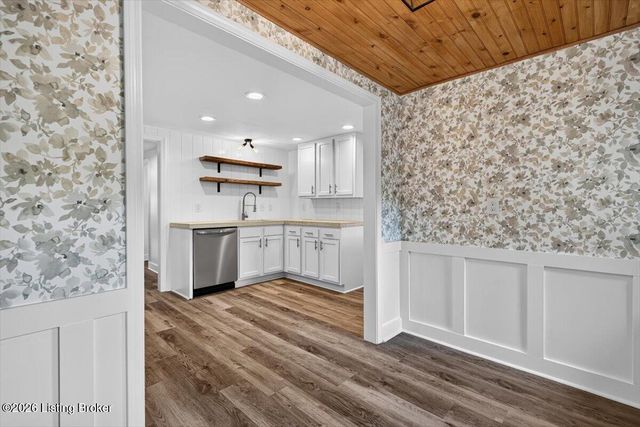 4105 Chenoweth Run Rd, Louisville, KY 40299