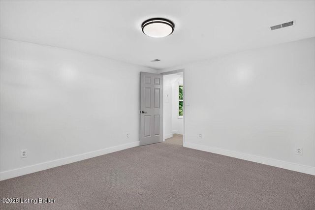 4105 Chenoweth Run Rd, Louisville, KY 40299