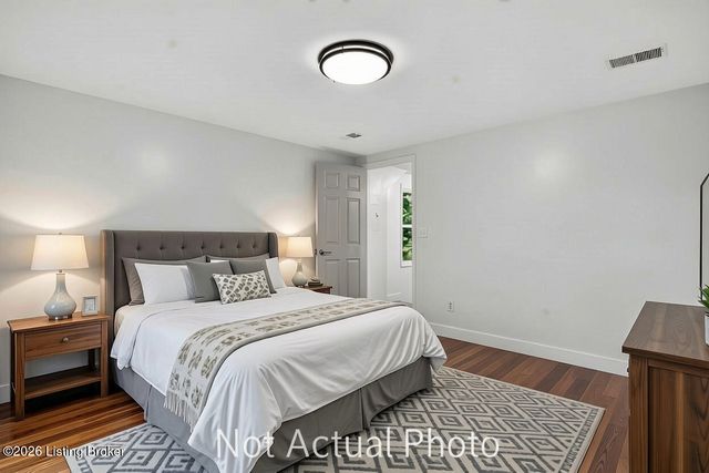 4105 Chenoweth Run Rd, Louisville, KY 40299