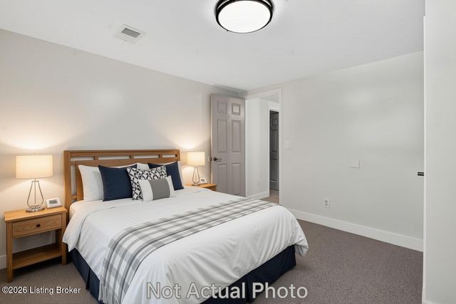 4105 Chenoweth Run Rd, Louisville, KY 40299