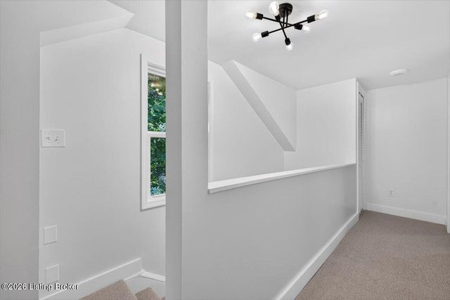 4105 Chenoweth Run Rd, Louisville, KY 40299