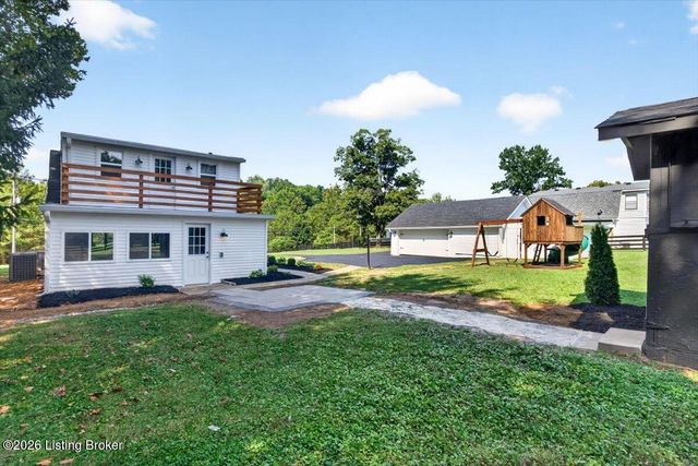 4105 Chenoweth Run Rd, Louisville, KY 40299