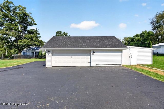 4105 Chenoweth Run Rd, Louisville, KY 40299
