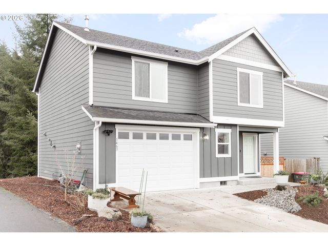 1463 Se HONEYSUCKLE Loop, Warrenton, OR 97146