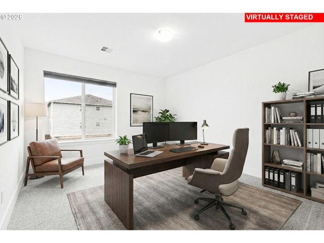 1463 Se HONEYSUCKLE Loop, Warrenton, OR 97146