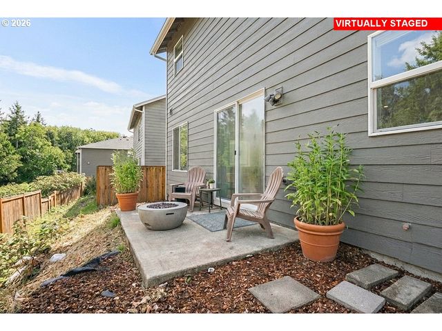 1463 Se HONEYSUCKLE Loop, Warrenton, OR 97146