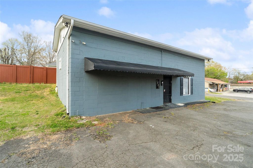 1501 S Marietta Street, Gastonia, NC 28054