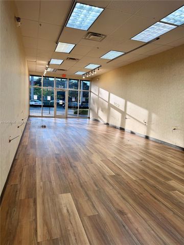 18355 NW 57th Ave, Miami Gardens, FL 33055