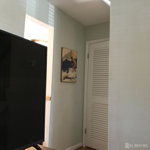 7 Sierra Court, Sayreville, NJ 08872