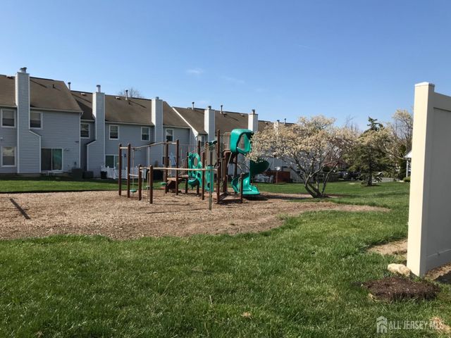 7 Sierra Court, Sayreville, NJ 08872