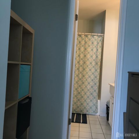 7 Sierra Court, Sayreville, NJ 08872