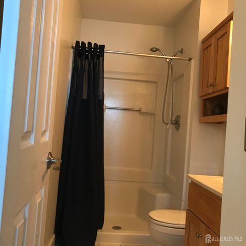 7 Sierra Court, Sayreville, NJ 08872