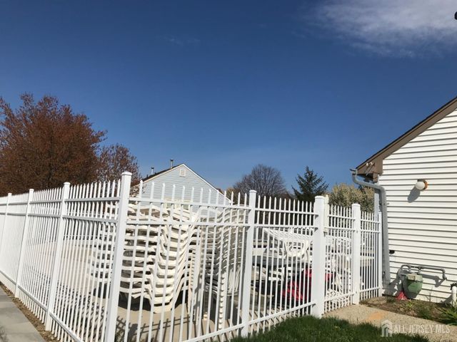 7 Sierra Court, Sayreville, NJ 08872