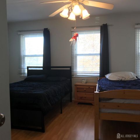 7 Sierra Court, Sayreville, NJ 08872
