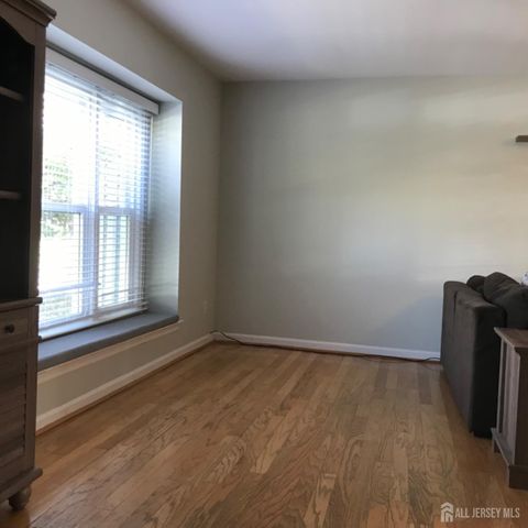 7 Sierra Court, Sayreville, NJ 08872