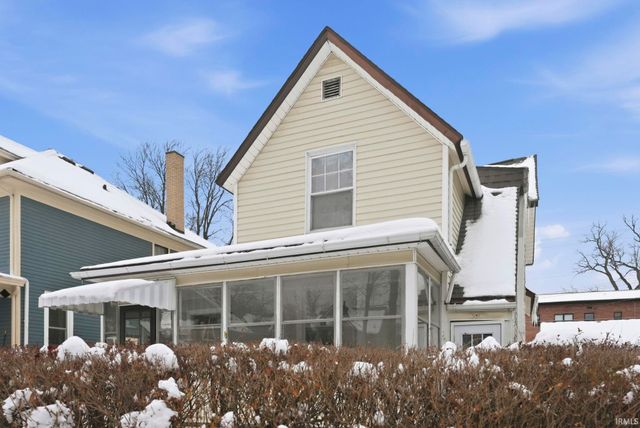 705 Lawton Place, Fort Wayne, IN 46805