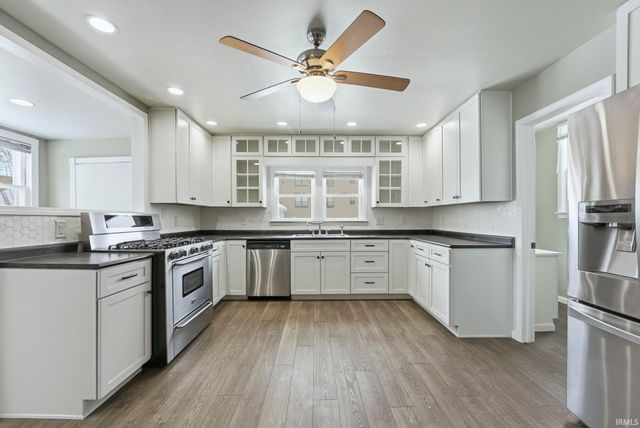 705 Lawton Place, Fort Wayne, IN 46805