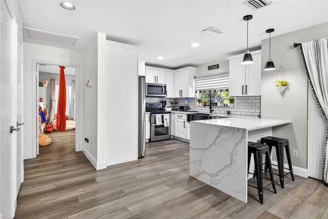 12322 ROME AVENUE, Tampa, FL 33612