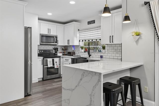 12322 ROME AVENUE, Tampa, FL 33612