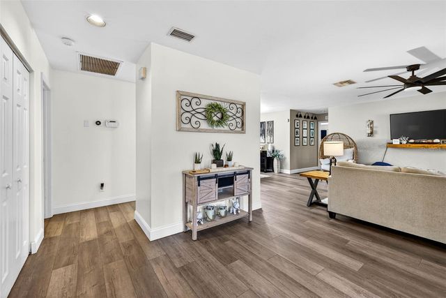 12322 ROME AVENUE, Tampa, FL 33612