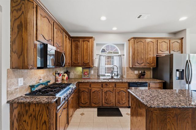 12241 Fairway Meadows Drive, Fort Worth, TX 76179