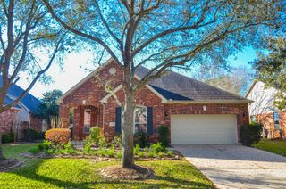 1606 S Lago Vista Drive, Pearland, TX 77581