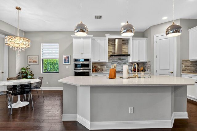 8215 NW 117th Lane, Parkland, FL 33076