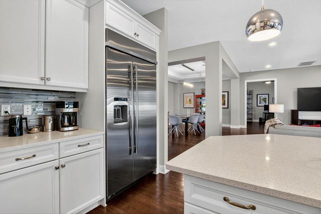 8215 NW 117th Lane, Parkland, FL 33076