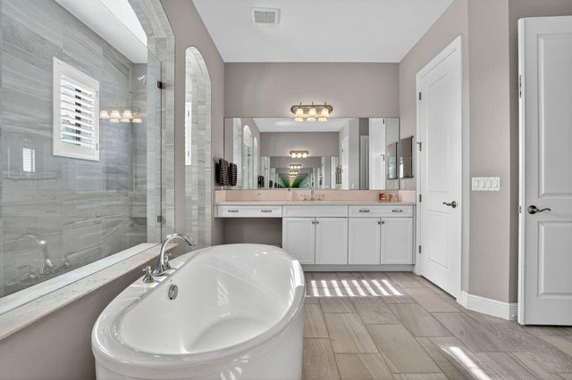 8215 NW 117th Lane, Parkland, FL 33076