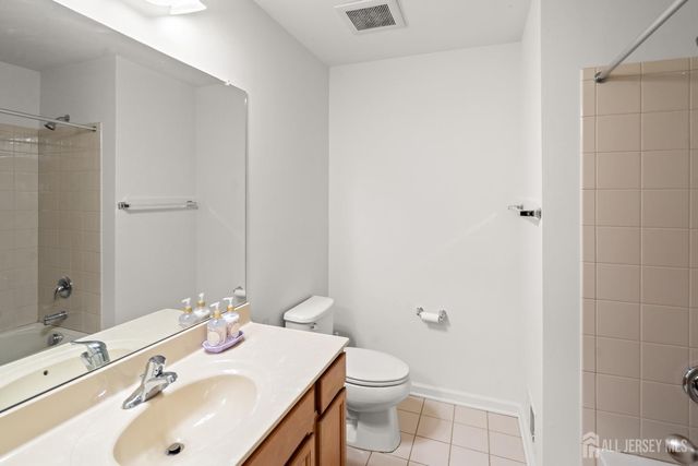 2435 Canterbury Lane, North Brunswick, NJ 08902