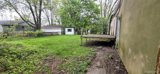 2810 Gibson Street, Flint, MI 48503