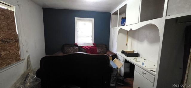 2810 Gibson Street, Flint, MI 48503