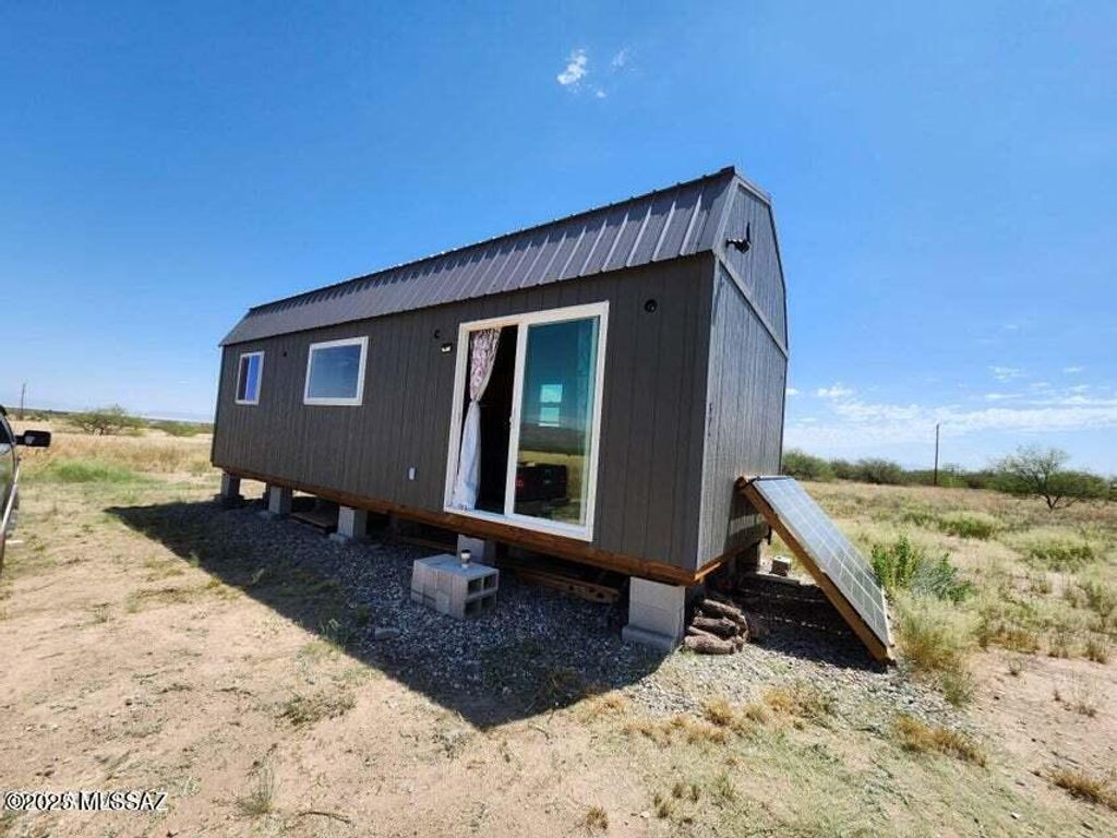 805 W Knox Street, Pearce, AZ 85625