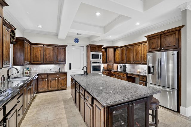 420 Whispering Meadow, Magnolia, TX 77355