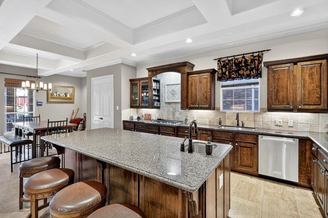 420 Whispering Meadow, Magnolia, TX 77355