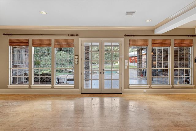 420 Whispering Meadow, Magnolia, TX 77355