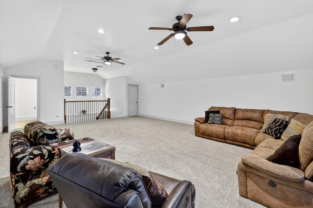 420 Whispering Meadow, Magnolia, TX 77355