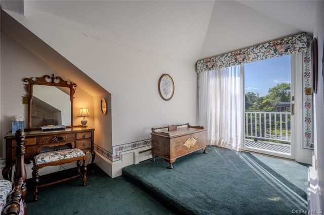190 Dunthorne Drive, Bloomingburg, NY 12721