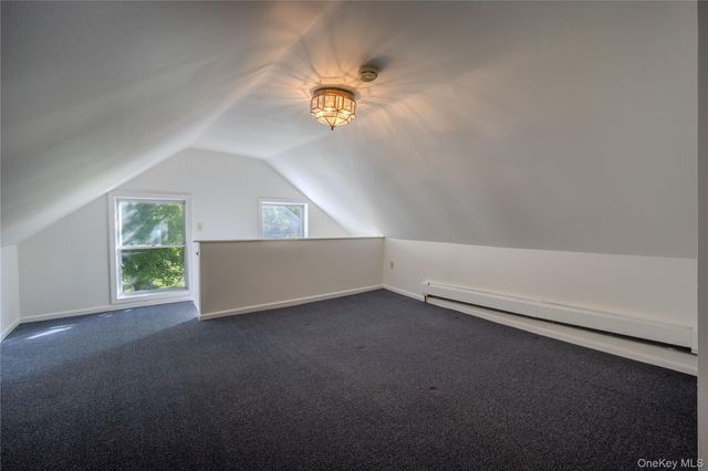 190 Dunthorne Drive, Bloomingburg, NY 12721