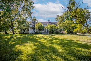 190 Dunthorne Drive, Bloomingburg, NY 12721