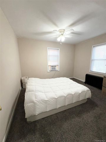 28 morningstar Road, Staten Island, NY 10303