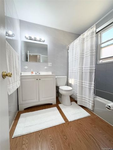 28 morningstar Road, Staten Island, NY 10303