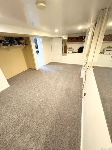 28 morningstar Road, Staten Island, NY 10303